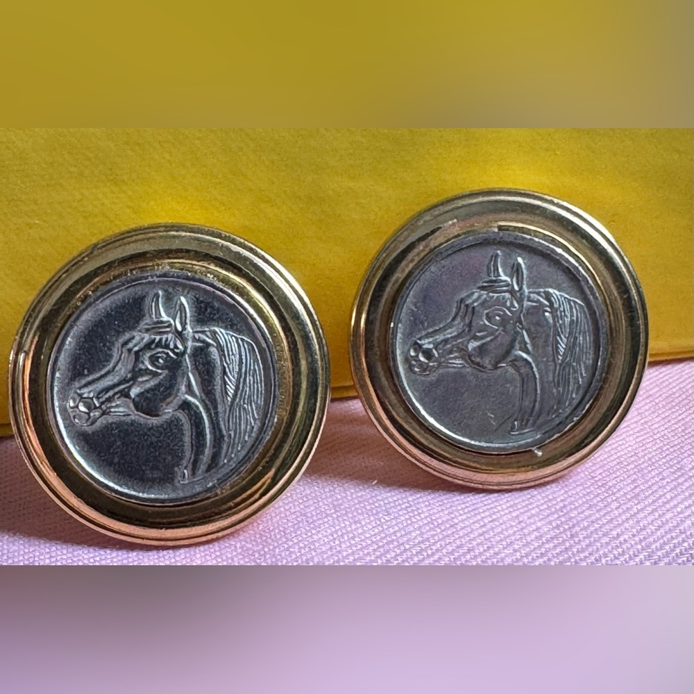 Vintage Equestrian Horse Motif Clip-On Earrings – Gold & Silver-Tone